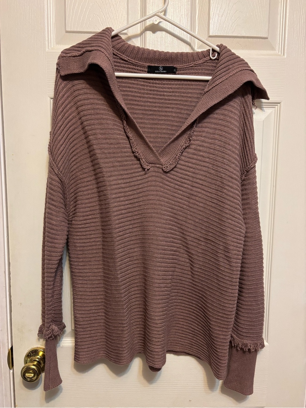 Women’s LILLUSORY Collered Rib-knit Distressed Pullover Sweater - Medium